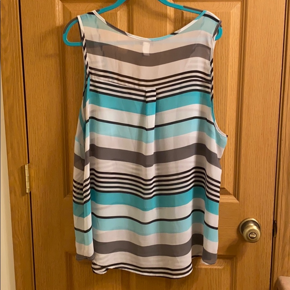 Striped Tank Top - Picture 3 of 3